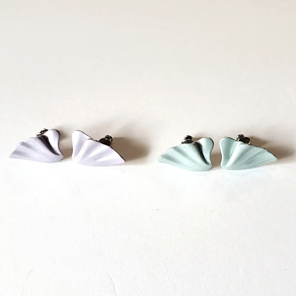 Enamel Shell Earrings 2 pair
